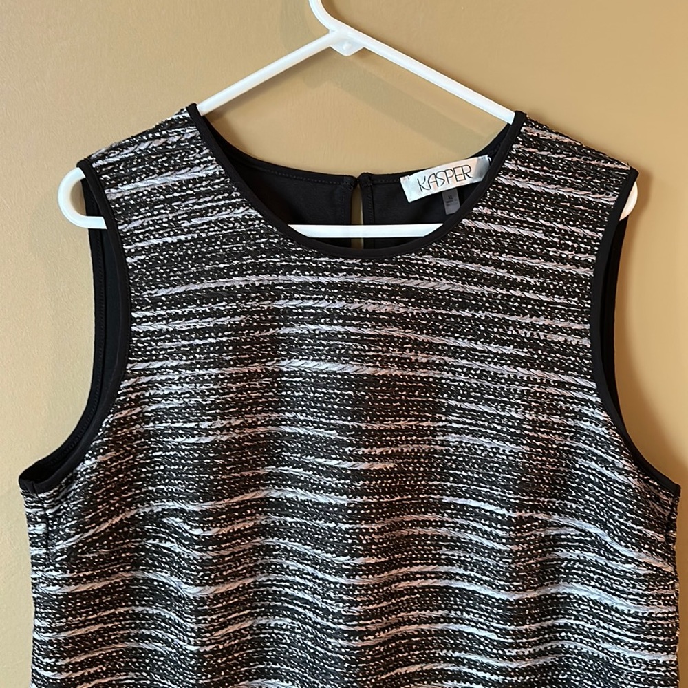 Kasper textured tank top!!  Gorgeous!!